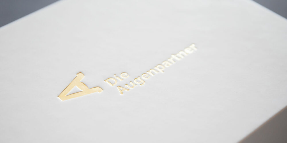 augenpartner-packaging-goldfolie